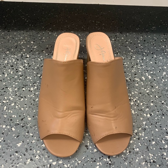 [USED] Zooshoo: Nude Mules - Picture 2 of 4